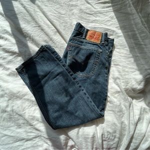 vintage wide leg straight leg dark washed levi’s